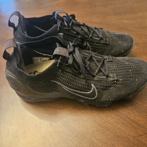 Nike Men's Black Knit Sneakers Vapor Max Size 11.5